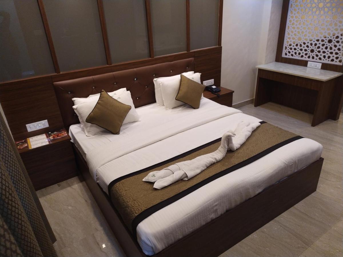 Hotel White Boutique Pondicherry Exterior photo