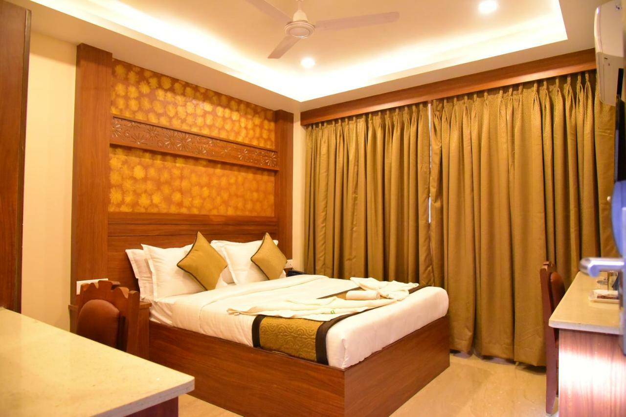Hotel White Boutique Pondicherry Exterior photo